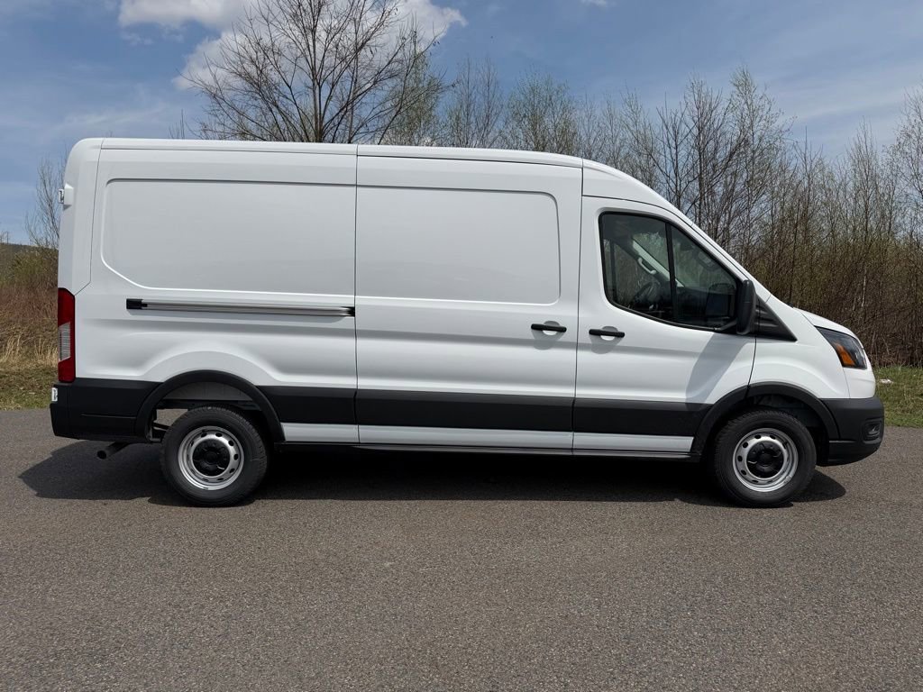 New 2026 Ford Transit 250 148 Medium Roof RWD image 25