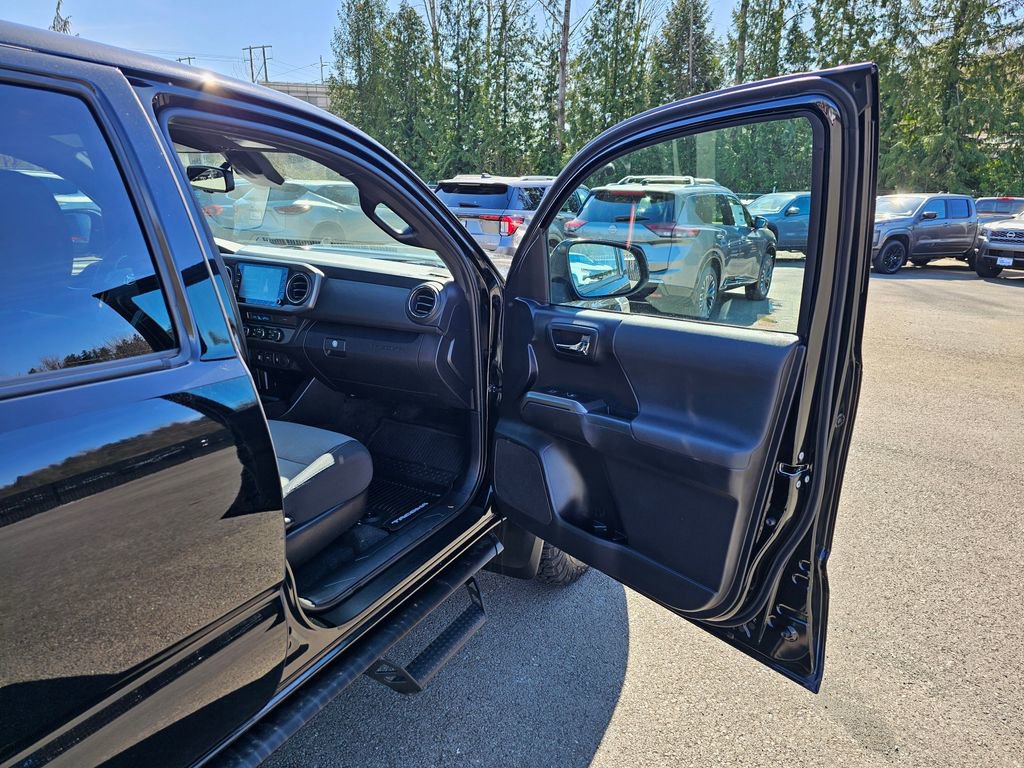 Used 2021 Toyota Tacoma TRD Sport image 27