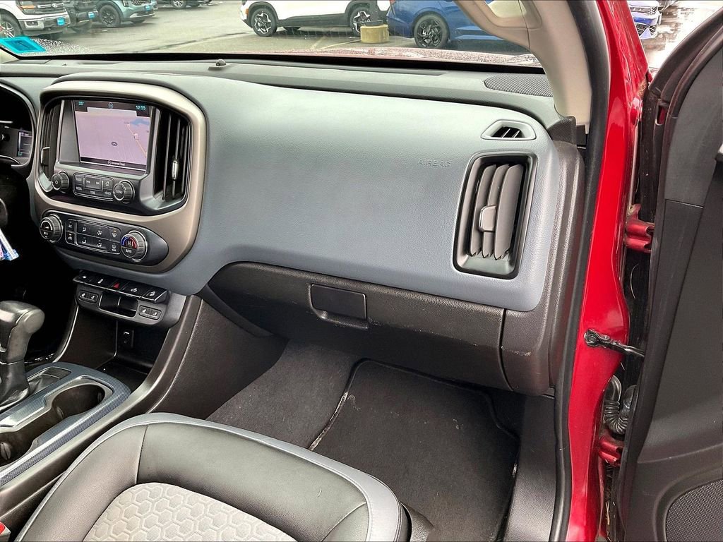 Used 2017 Chevrolet Colorado Z71 image 12