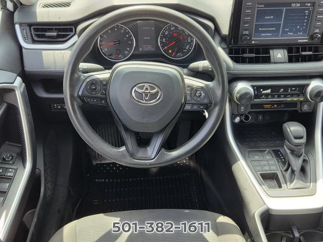 Used 2022 Toyota RAV4 LE AWD/4WD image 11