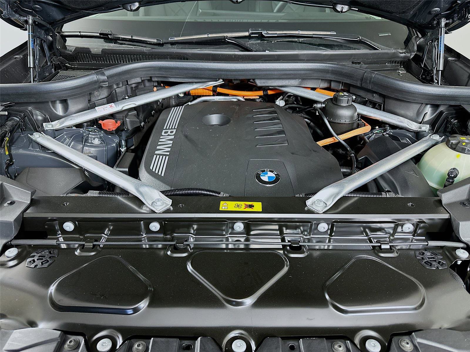 New 2026 BMW X5 xDrive50e w/ Premium Package image 32