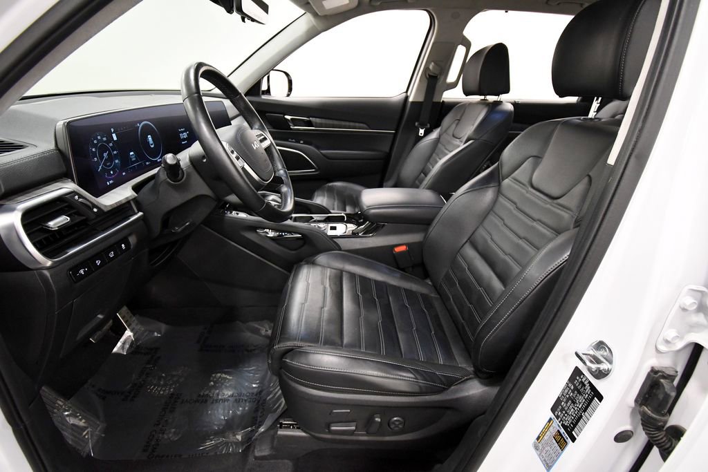 Certified 2024 Kia Telluride SX Prestige w/ Towing Package AWD/4WD image 14