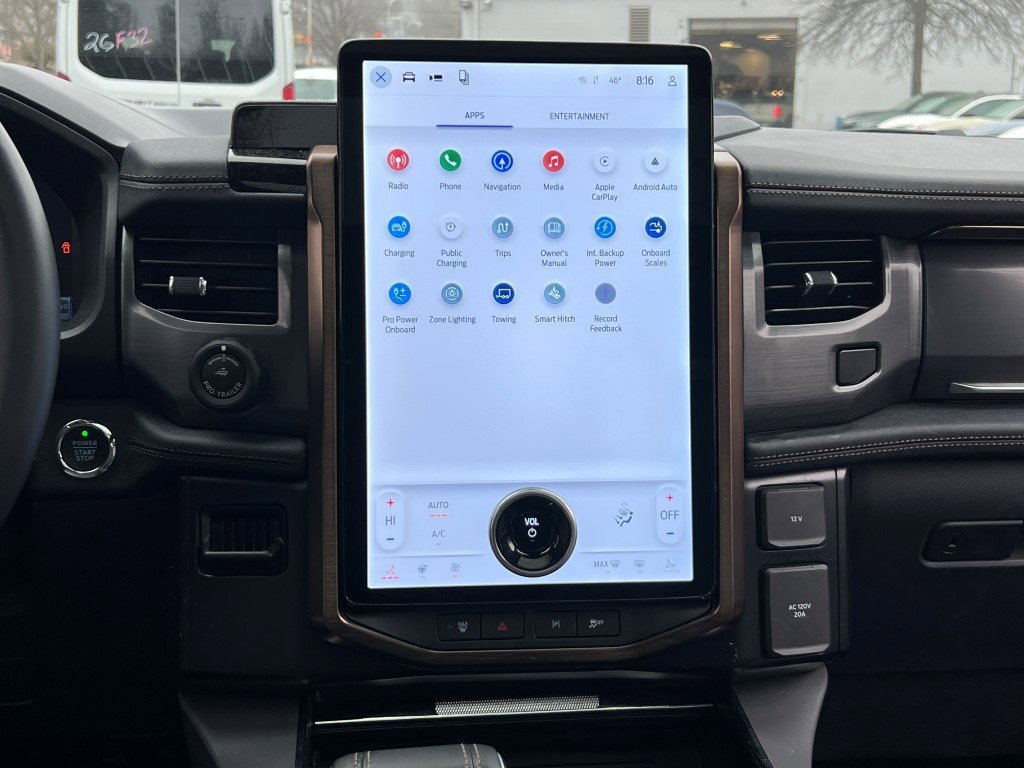 Used 2024 Ford F150 Lightning Lariat image 20