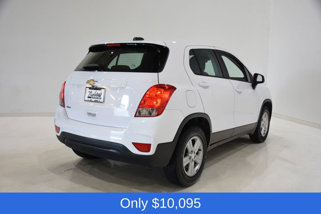 Used 2020 Chevrolet Trax LS FWD image 4