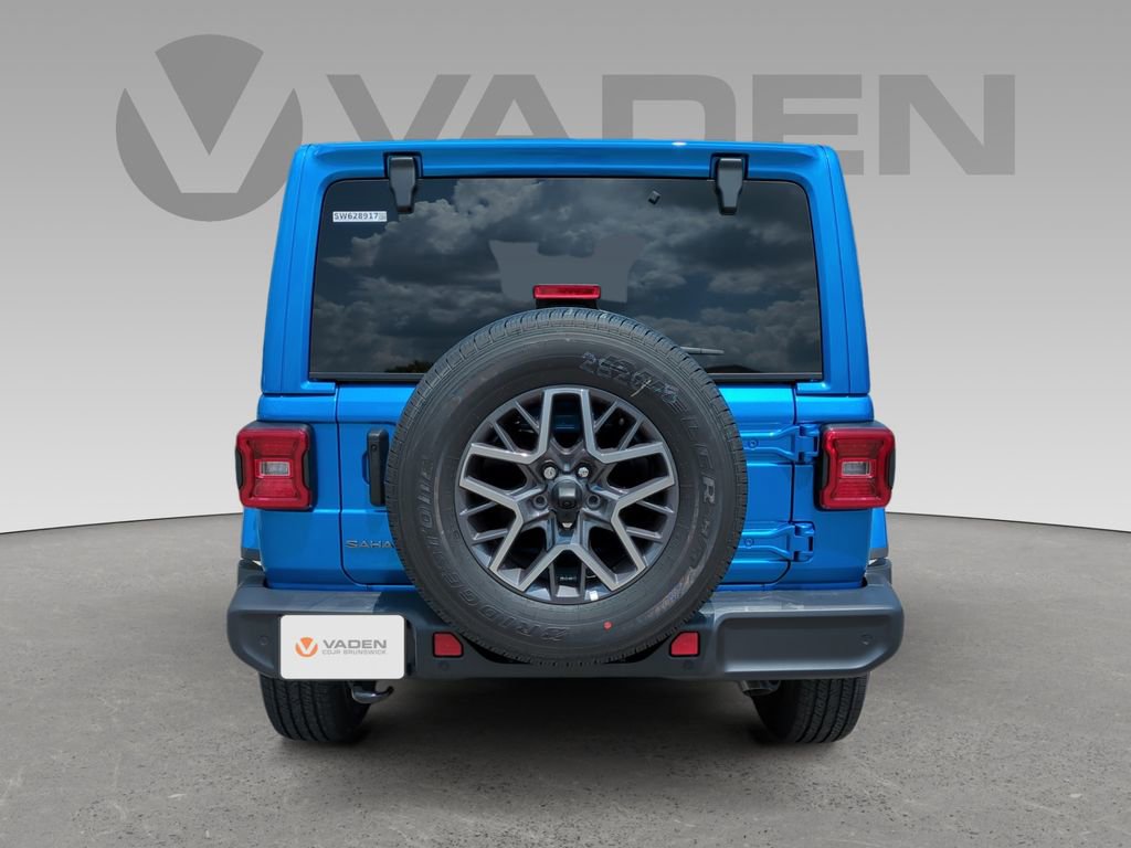 New 2025 Jeep Wrangler Sahara image 24