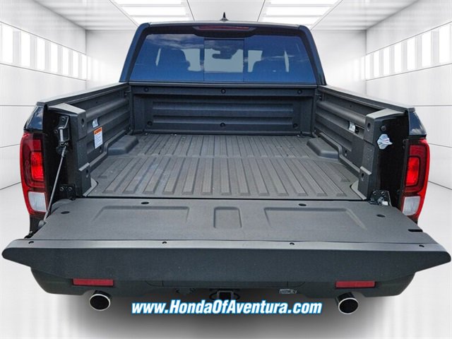 New 2025 Honda Ridgeline Black Edition image 3