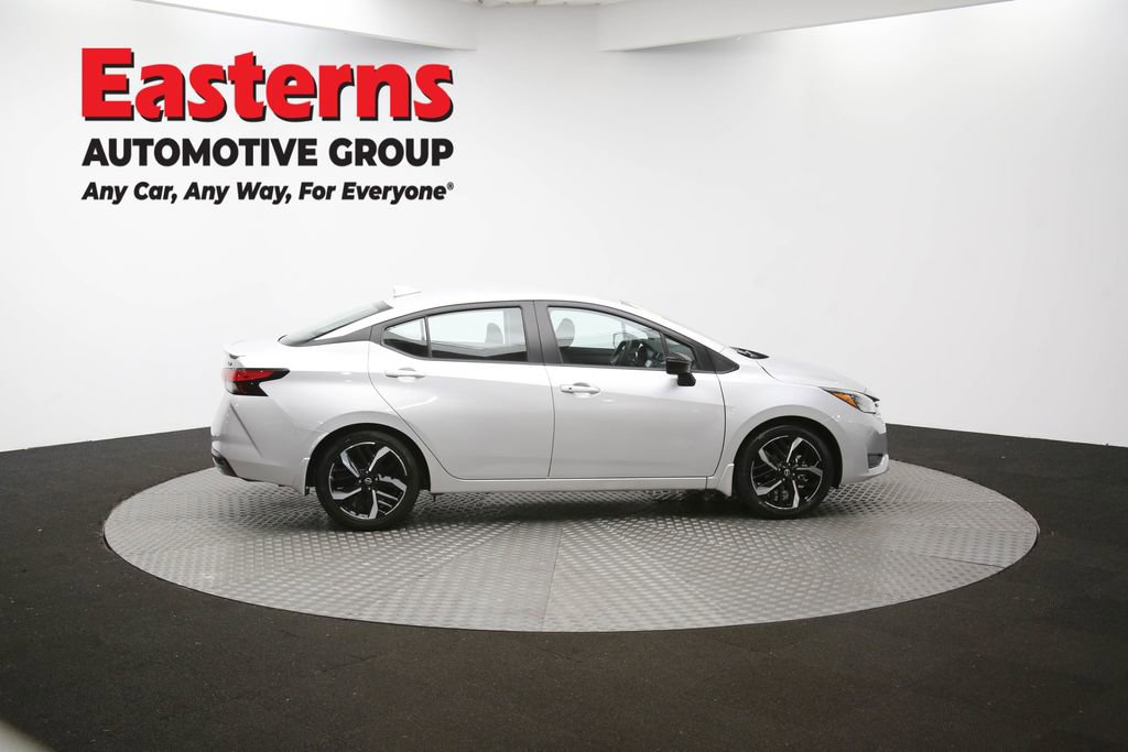 Used 2025 Nissan Versa SR w/ Trunk Package image 43