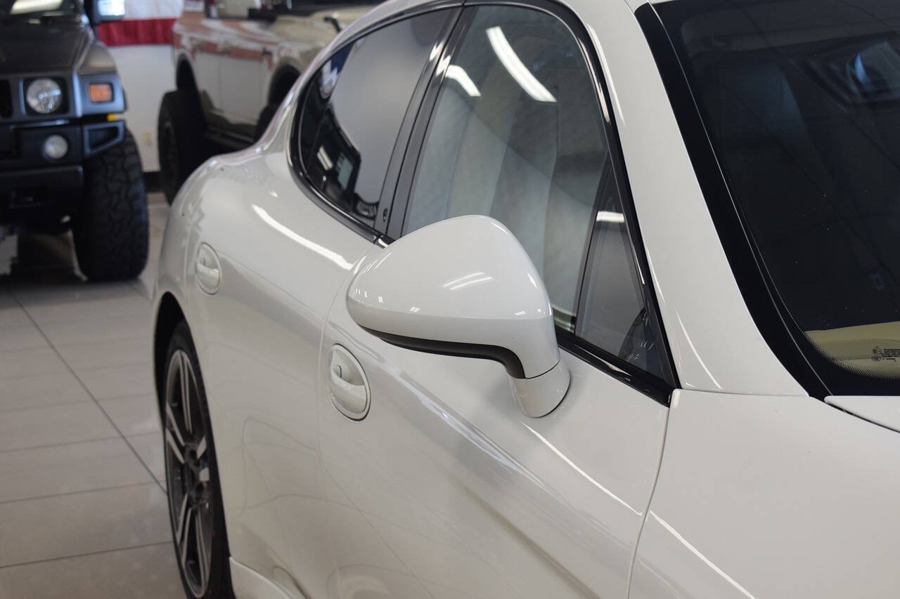 Used 2016 Porsche Panamera AWD/4WD image 10