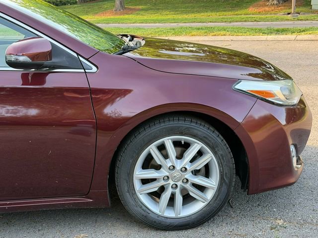 Used 2015 Toyota Avalon XLE Premium FWD image 13