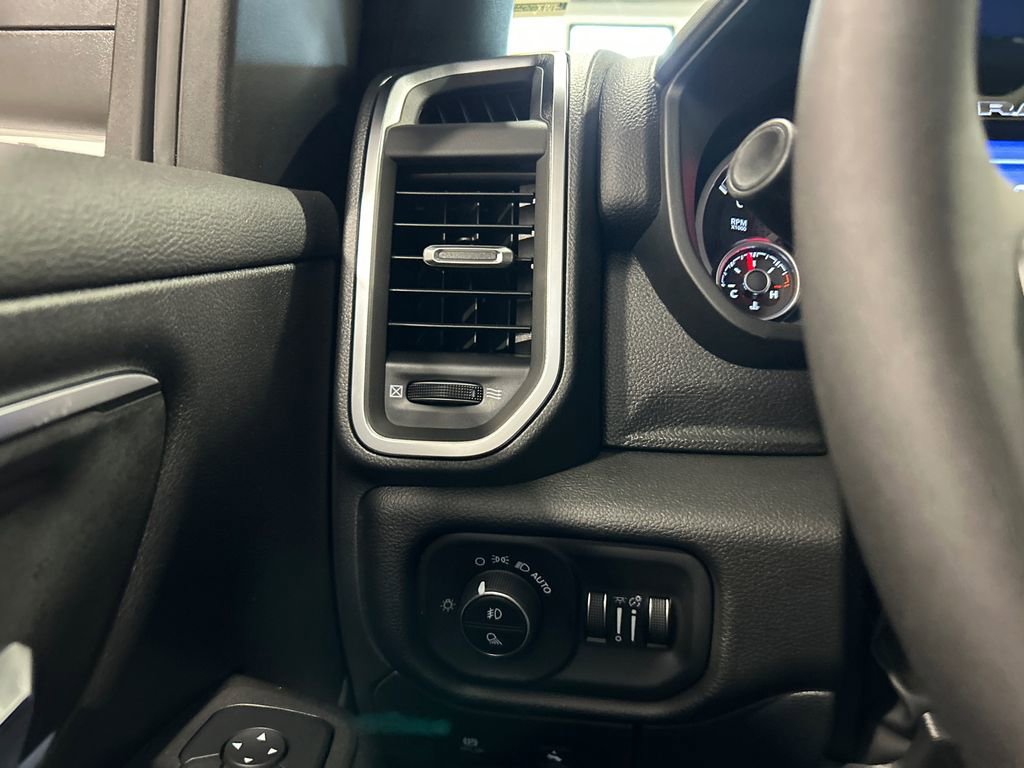 New 2026 RAM 1500 Big Horn AWD/4WD image 17