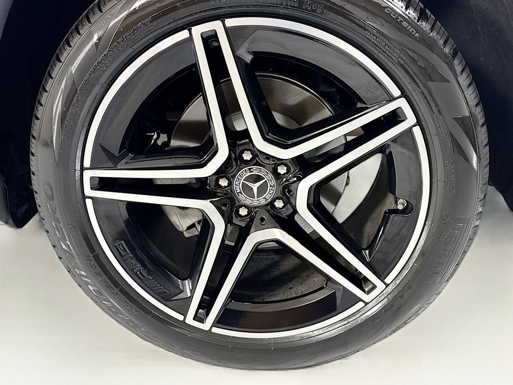 Certified 2024 Mercedes-Benz GLS 450 4MATIC image 32