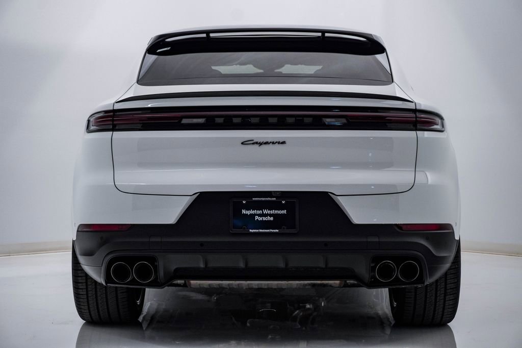 Certified 2025 Porsche Cayenne Coupe AWD/4WD image 10