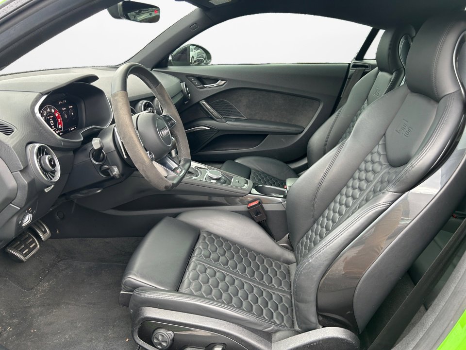 Used 2021 Audi TT RS image 9
