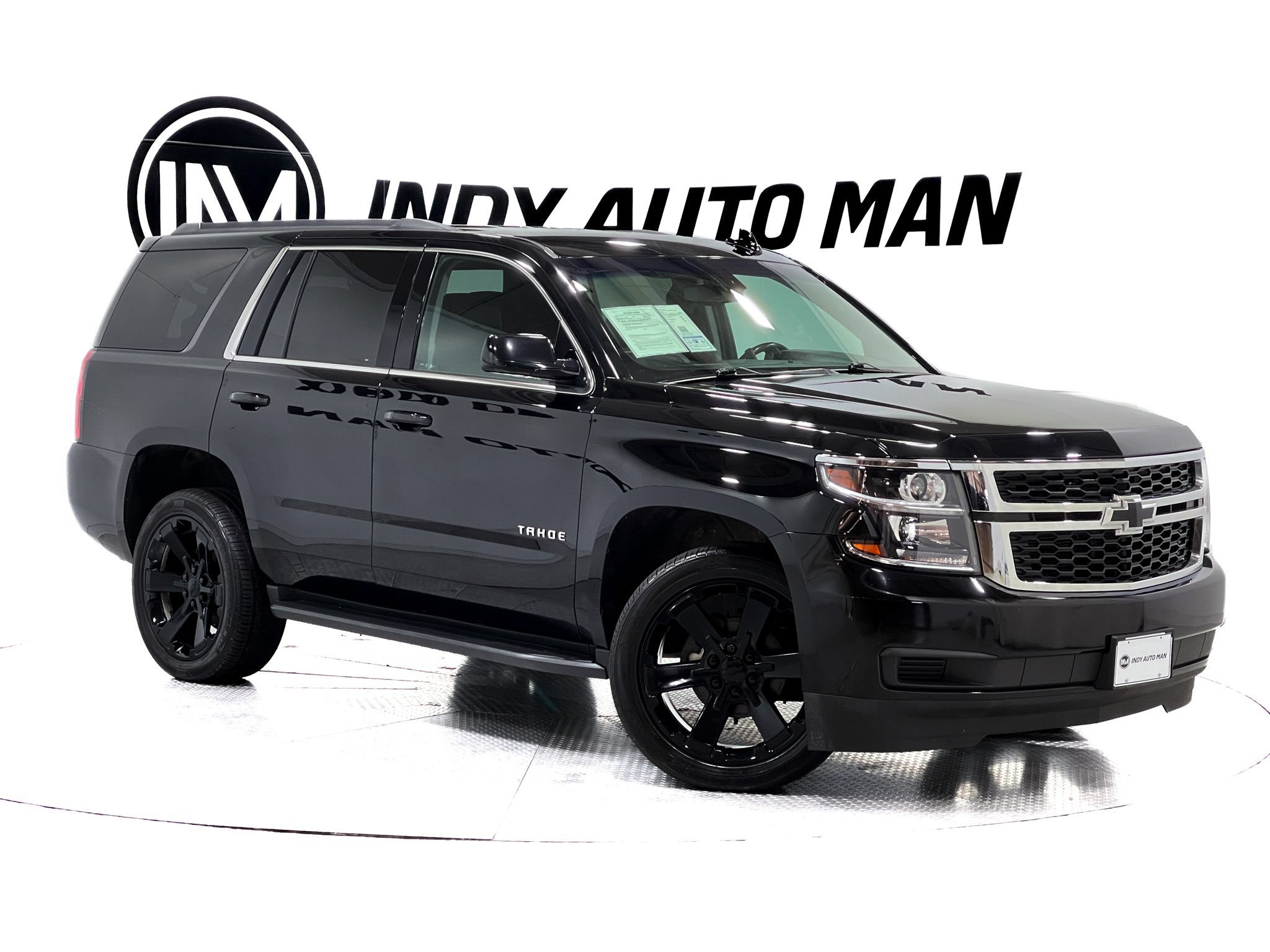 Used 2018 Chevrolet Tahoe LS AWD/4WD image 2