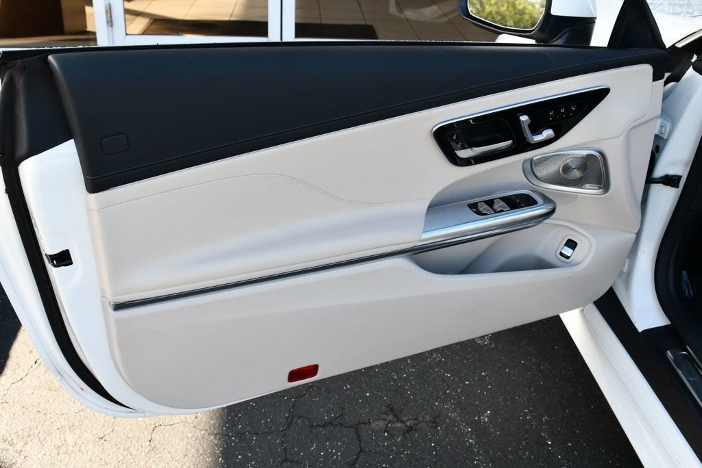 Used 2024 Mercedes-Benz CLE 450 4MATIC Cabriolet image 52