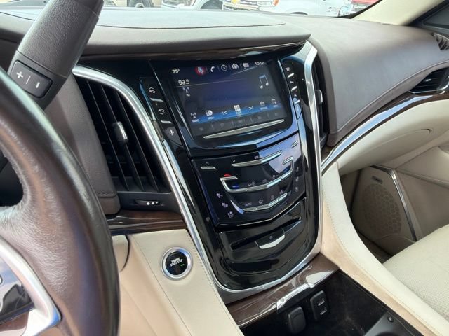 Used 2016 Cadillac Escalade ESV Premium AWD/4WD image 26