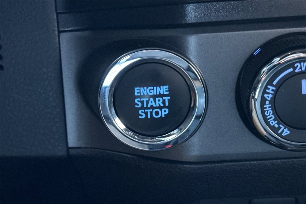 Used 2023 Toyota Tacoma TRD Sport w/ Technology Package image 21