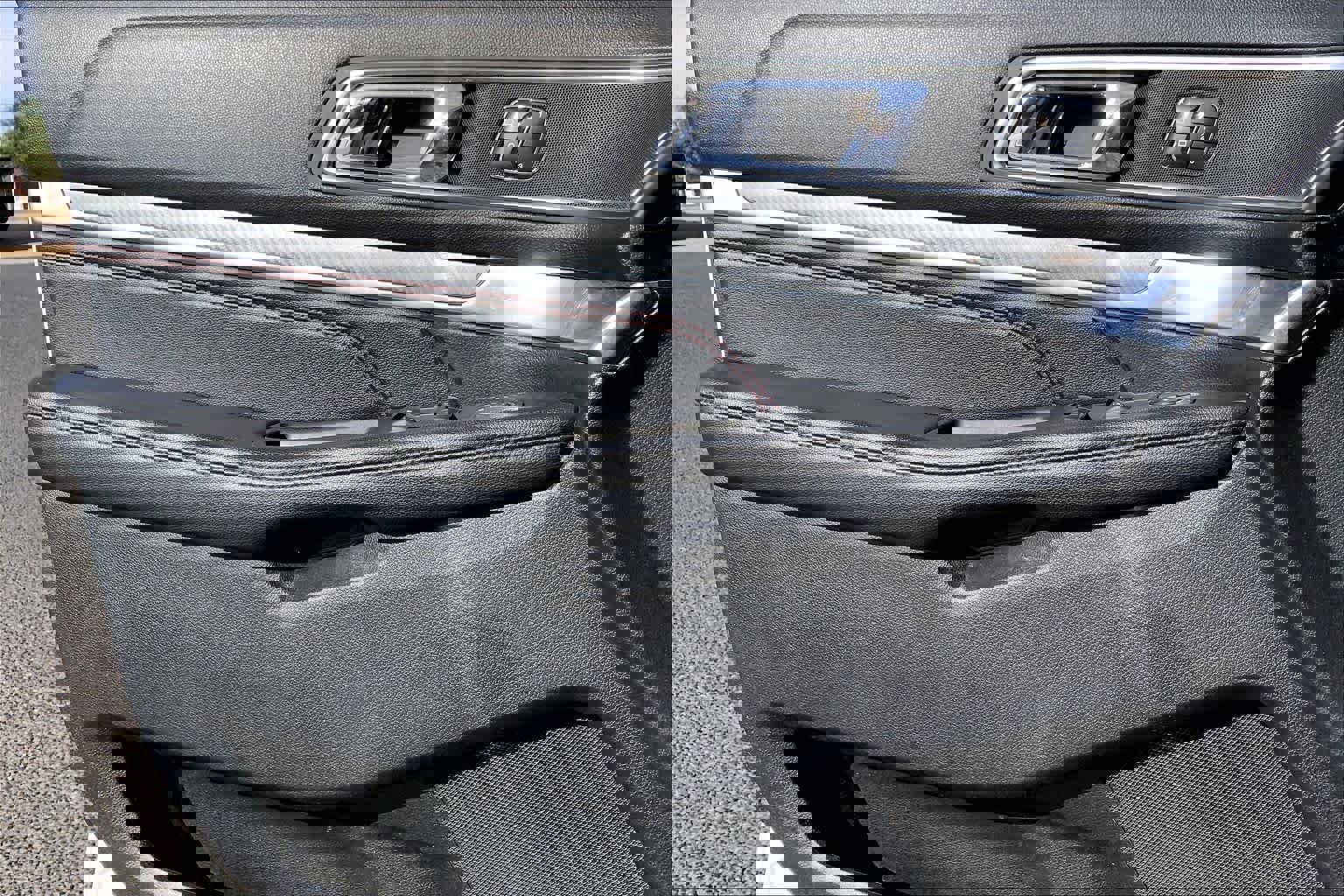 Used 2017 Ford Explorer Sport w/ Equipment Group 401A AWD/4WD image 22