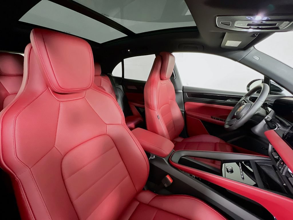 New 2026 Porsche Macan 4 Electric AWD/4WD image 30
