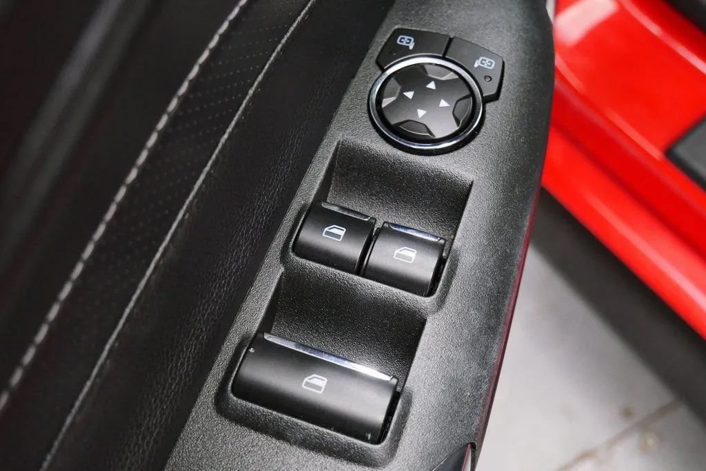 Used 2019 Ford Mustang GT Premium w/ Equipment Group 401A RWD image 13
