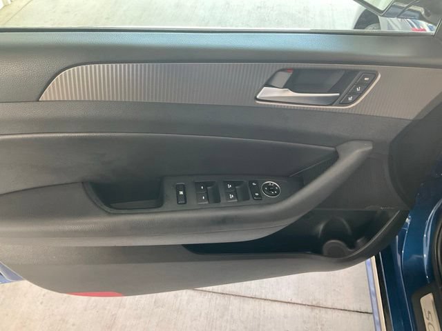 Used 2019 Hyundai Sonata Limited FWD image 4