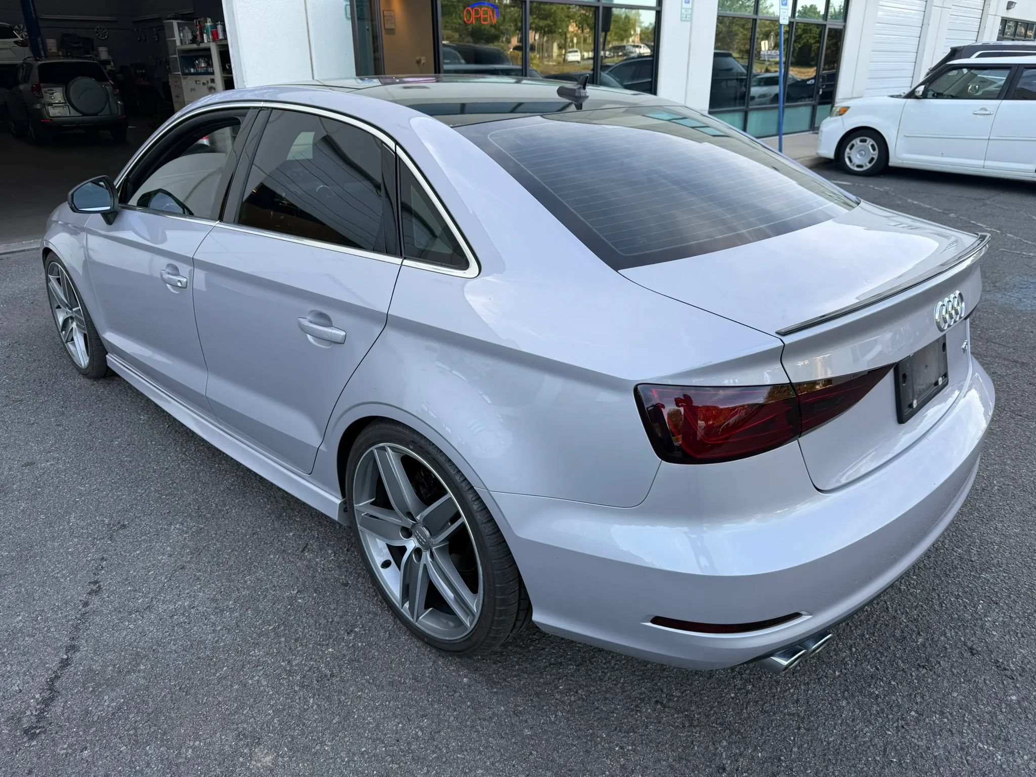 Used 2015 Audi A3 TDI Premium w/ Cold Weather Package FWD image 16