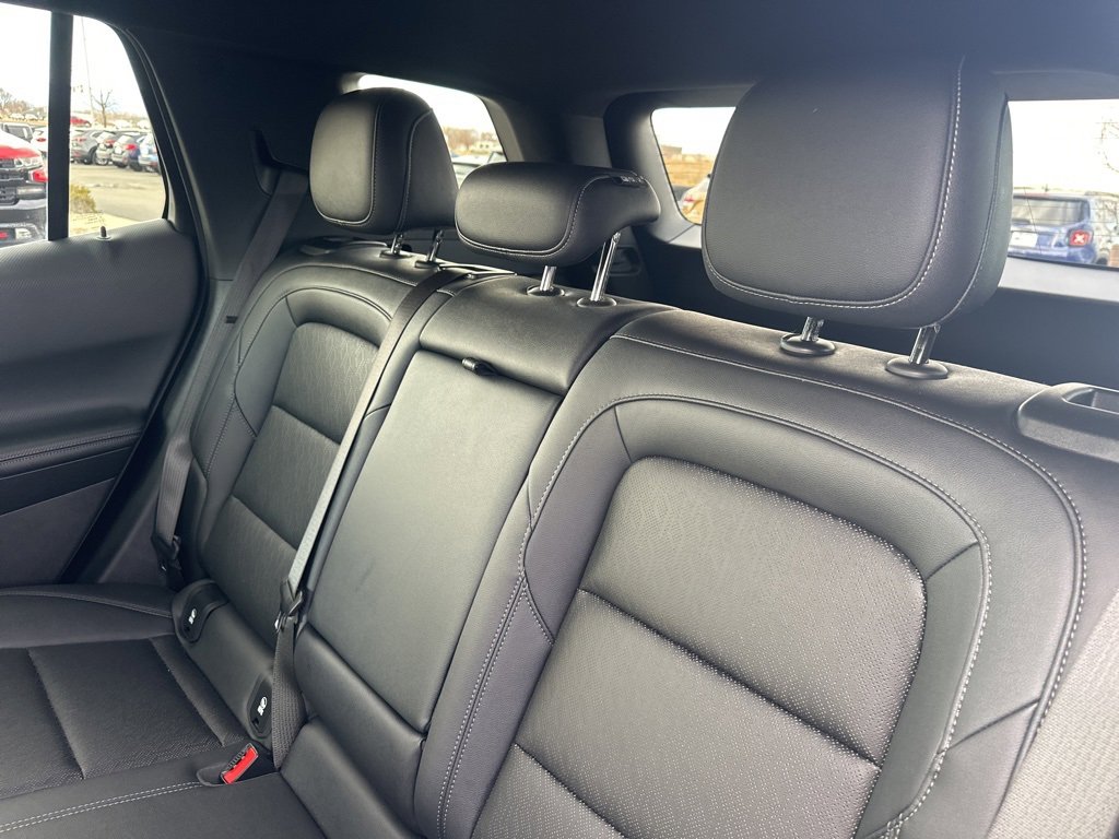 Used 2025 Chevrolet Equinox LT w/ Convenience Package II image 19