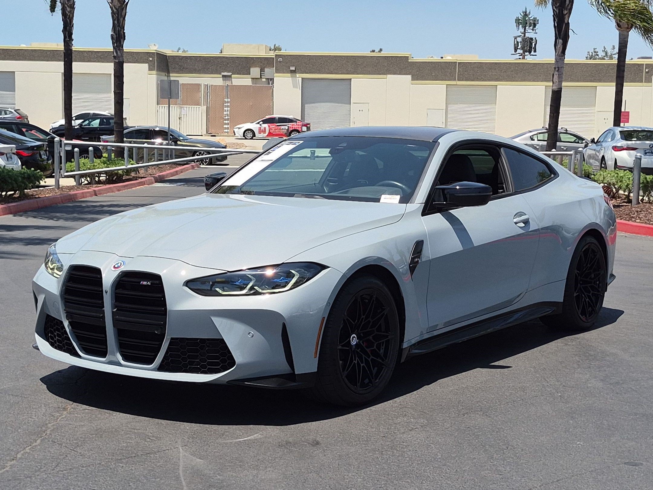 Used 2022 BMW M4 Coupe w/ Executive Package RWD image 5