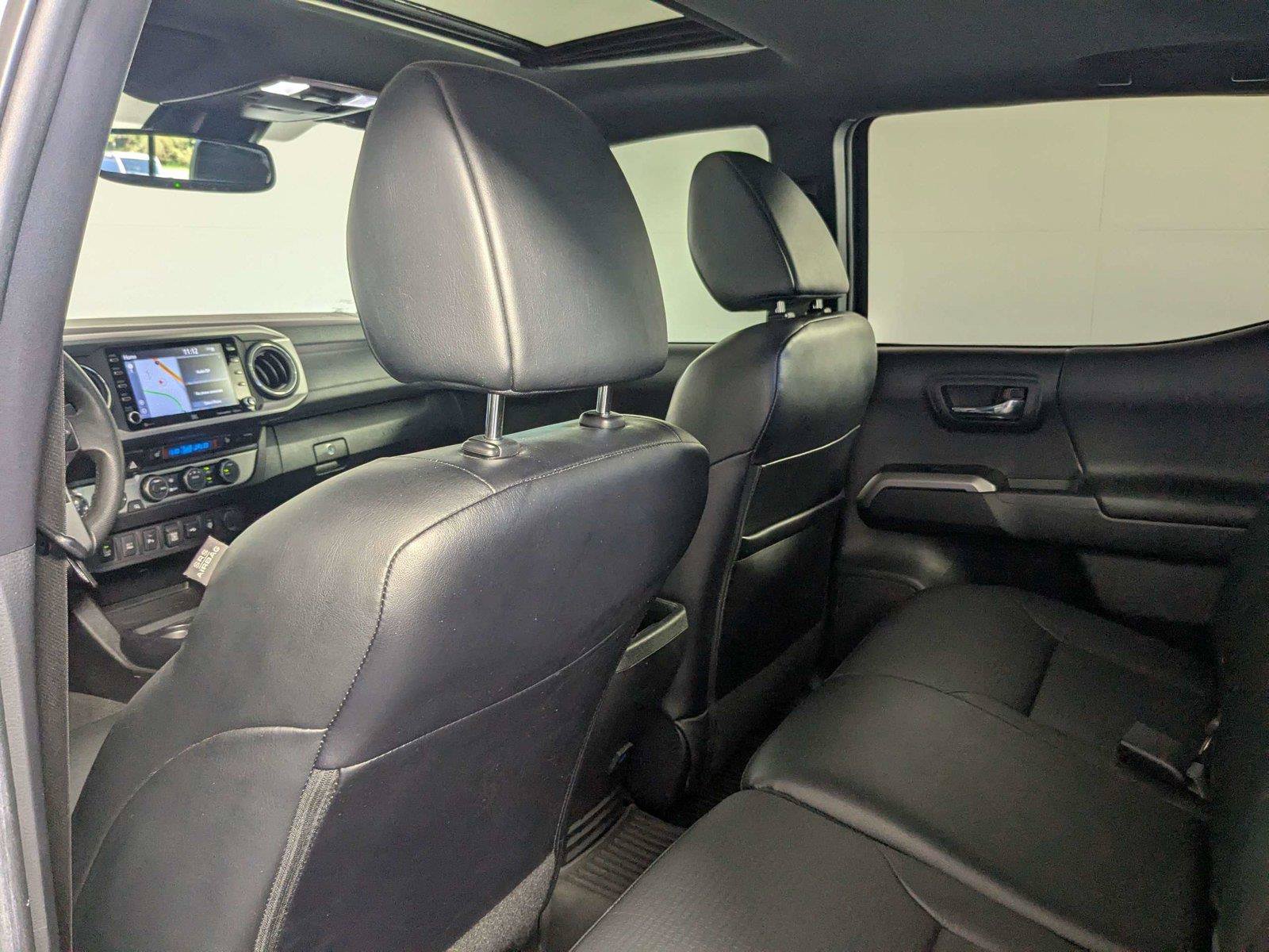 Certified 2022 Toyota Tacoma Limited AWD/4WD image 36