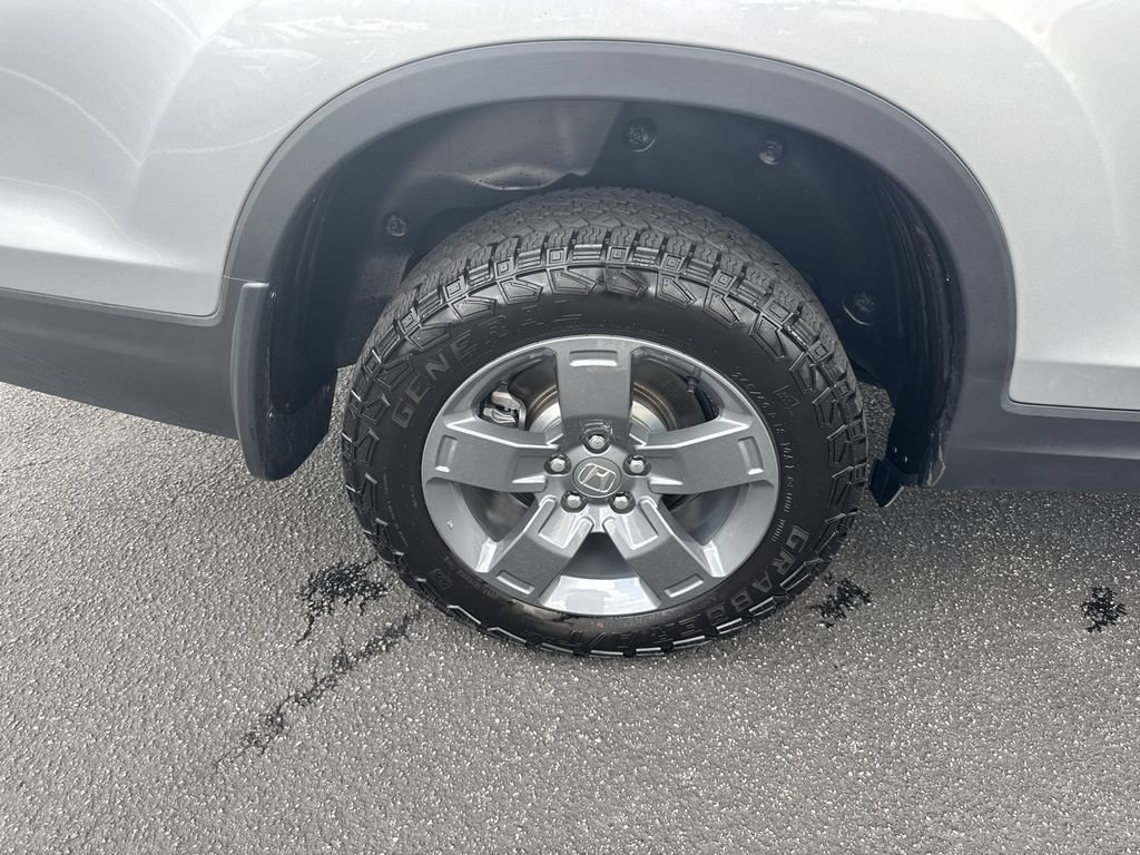 Used 2025 Honda Ridgeline TrailSport image 18