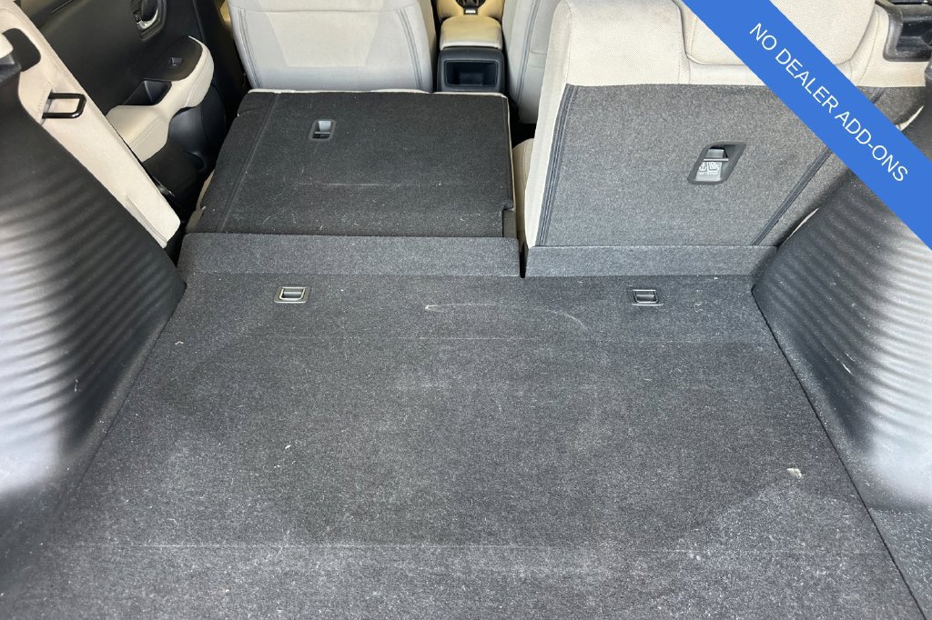 Used 2025 Honda HR-V LX image 16