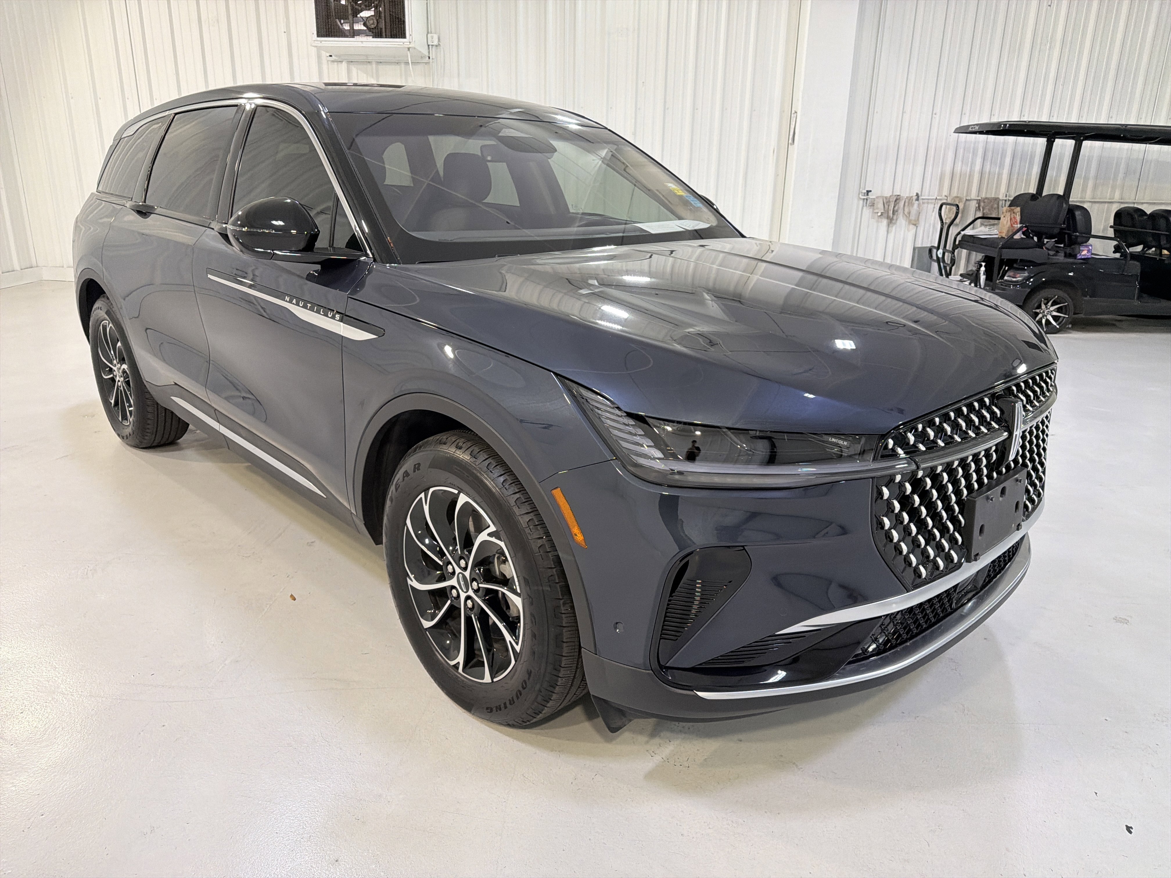 Used 2022 Lincoln Corsair Reserve w/ Equipment Group 201A AWD/4WD image 7
