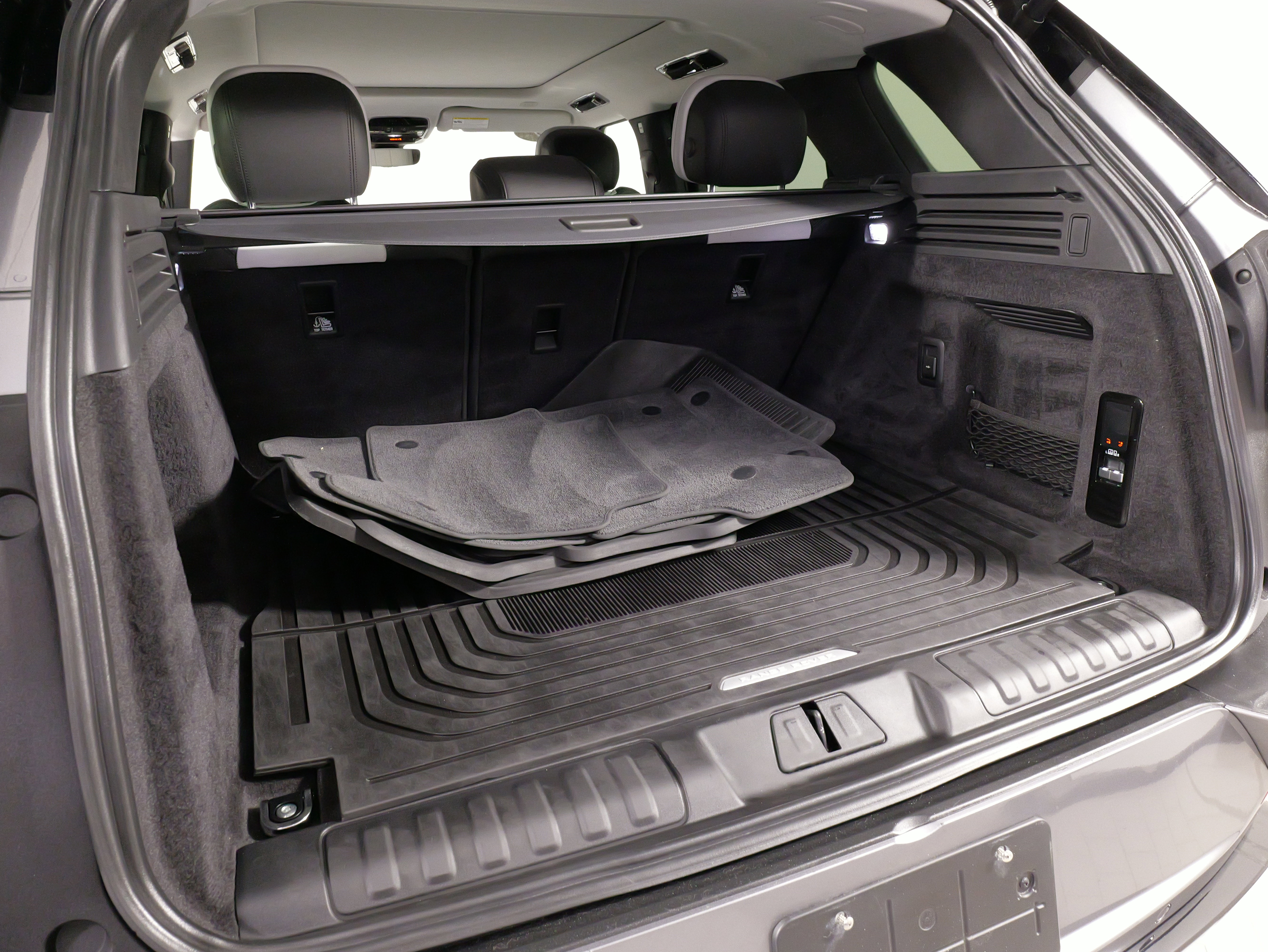 Used 2023 Land Rover Range Rover Sport SE Dynamic image 63