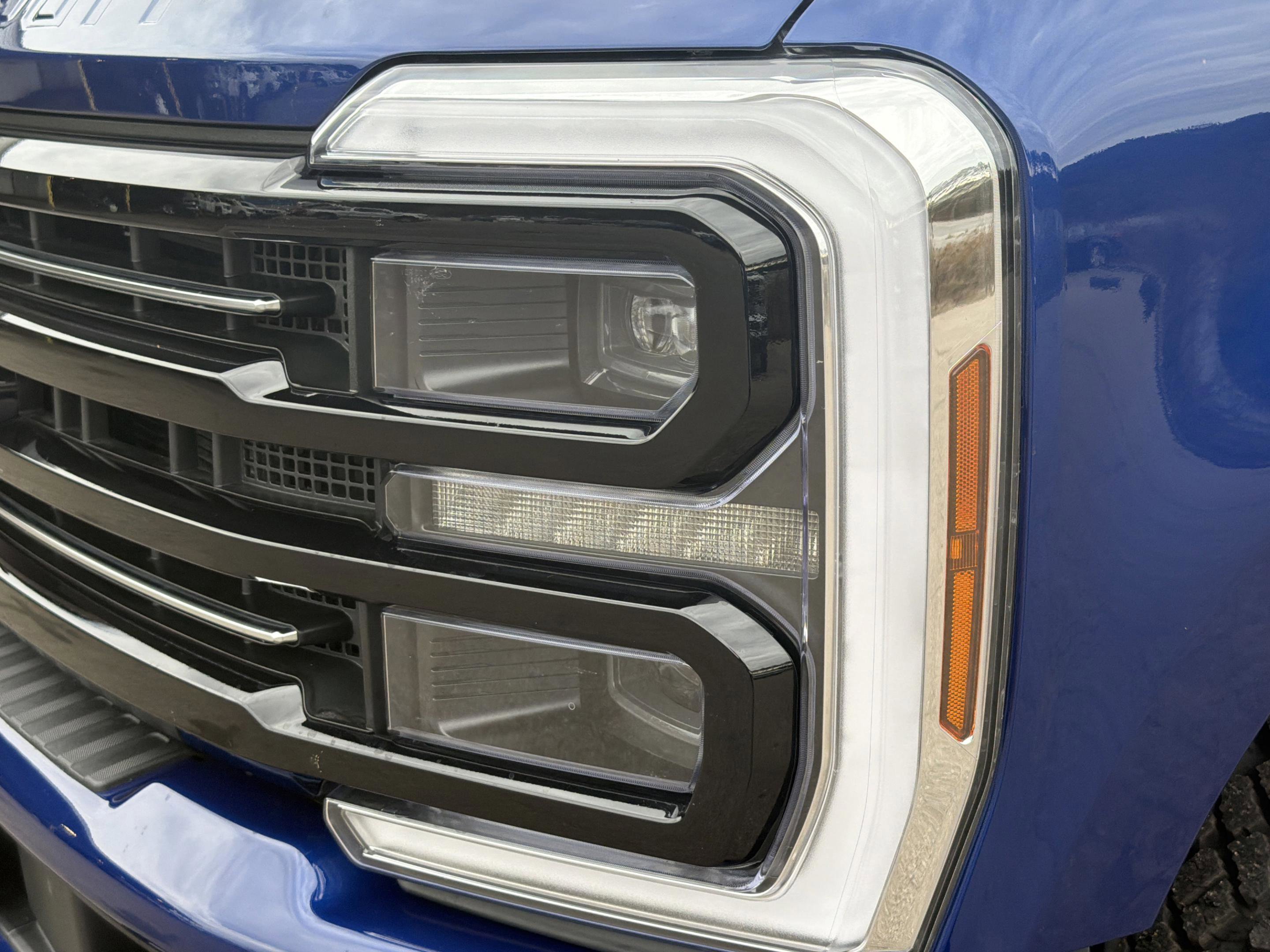 New 2026 Ford F250 Platinum w/ Tremor Off-Road Package image 12