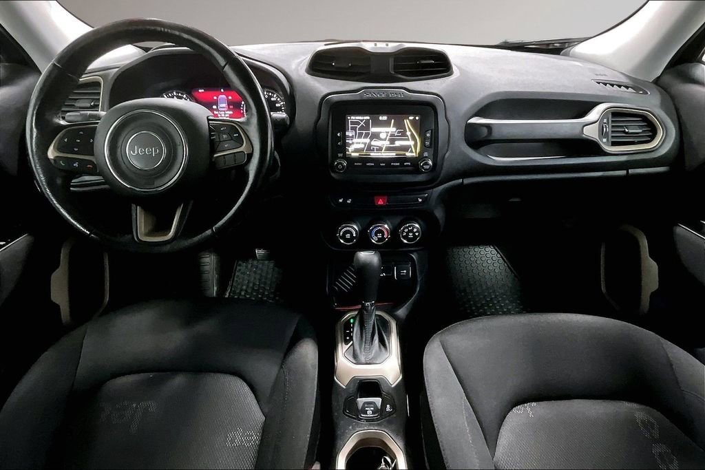 Used 2017 Jeep Renegade Latitude image 8