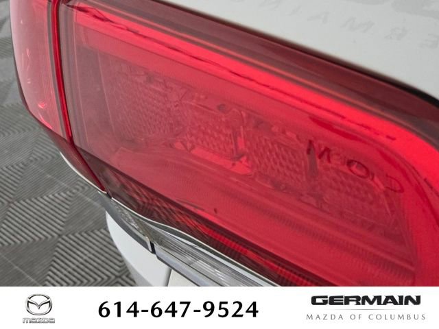 Used 2016 Jeep Grand Cherokee Limited image 16