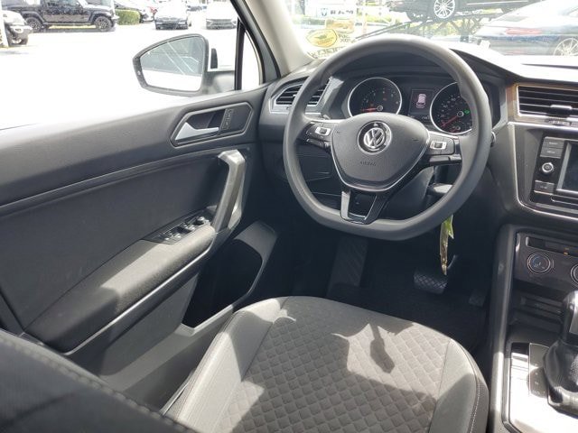 Used 2021 Volkswagen Tiguan S FWD image 14