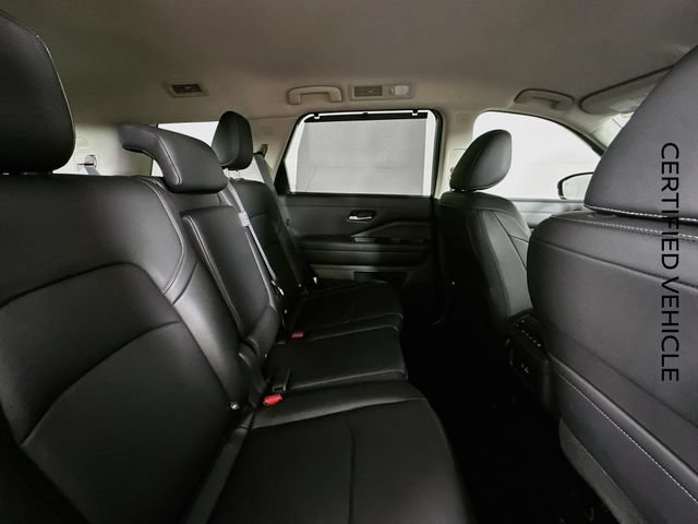 Certified 2025 Nissan Pathfinder SL AWD/4WD image 26
