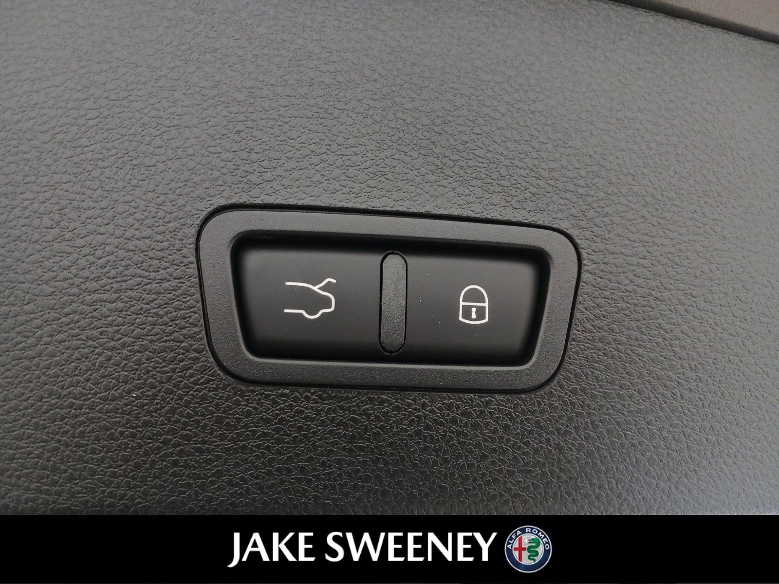 New 2024 Alfa Romeo Tonale Veloce image 30