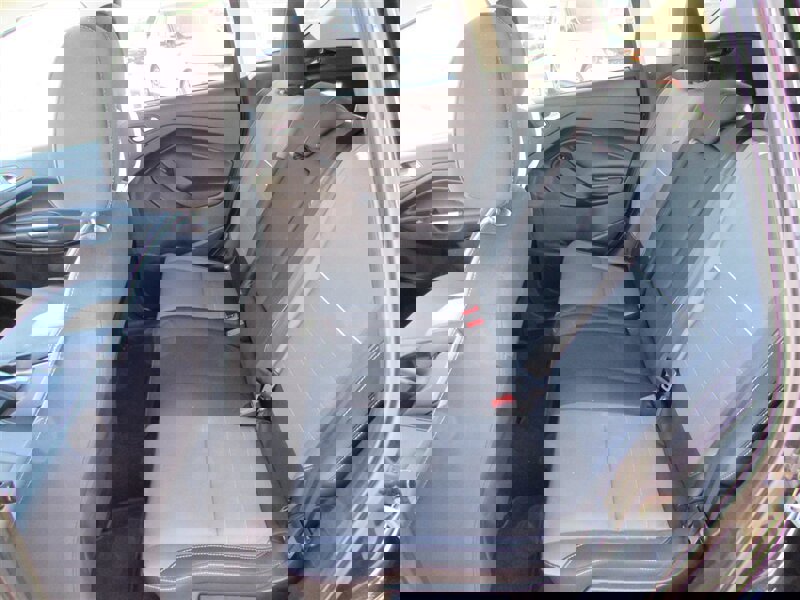 Used 2015 Ford Escape SE w/ Equipment Group 201A image 21