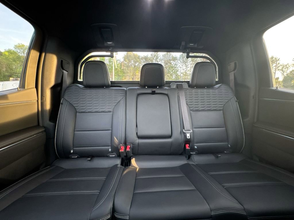 Used 2025 GMC Sierra EV Denali image 32