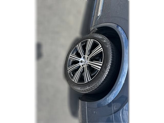 Used 2025 Volvo XC90 B6 Ultra w/ Protection Package Premier AWD/4WD image 10