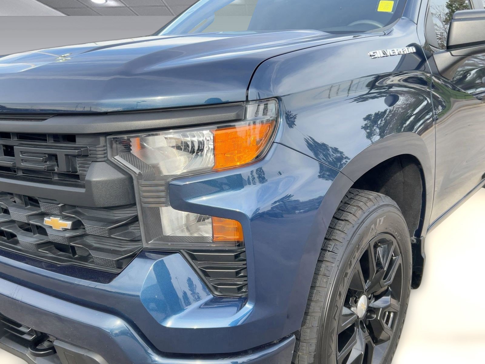 Used 2022 Chevrolet Silverado 1500 Custom image 10