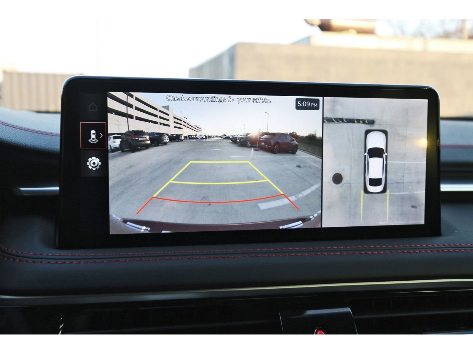 Used 2025 Genesis G70 3.3T Advanced w/ Sport Prestige Package image 25