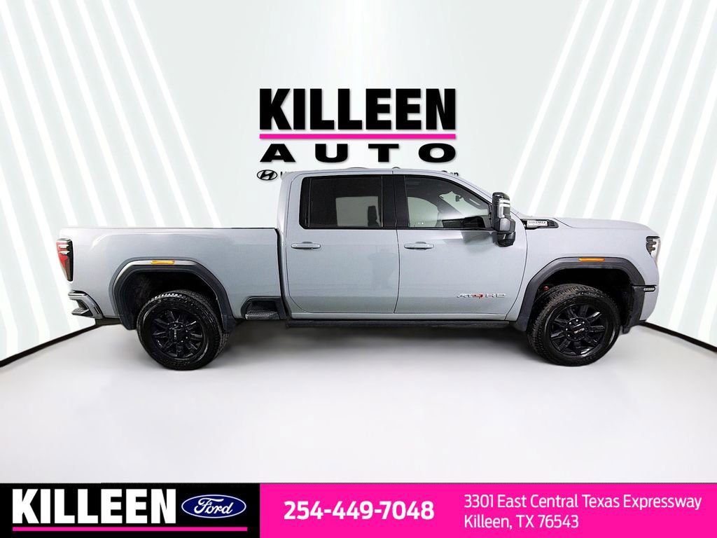 Used 2024 GMC Sierra 2500 AT4 w/ AT4 Premium Plus Package image 9