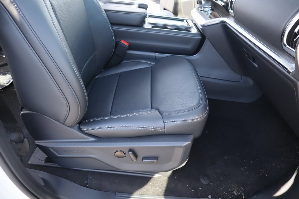 New 2025 Ford Expedition Platinum w/ Driver's Package image 15