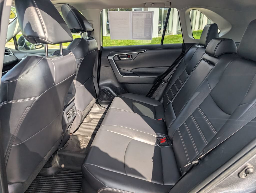 Used 2023 Toyota RAV4 XLE Premium AWD/4WD image 19