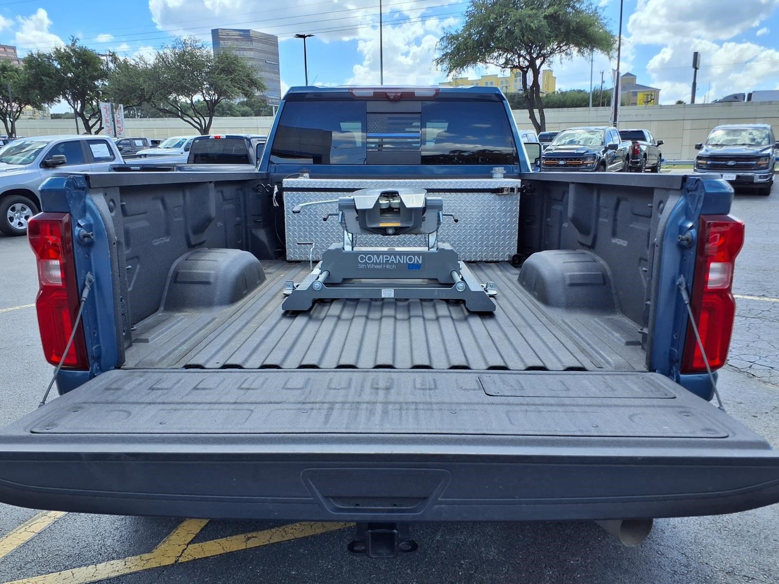 Used 2024 Chevrolet Silverado 3500 High Country w/ High Country Premium Package AWD/4WD image 14