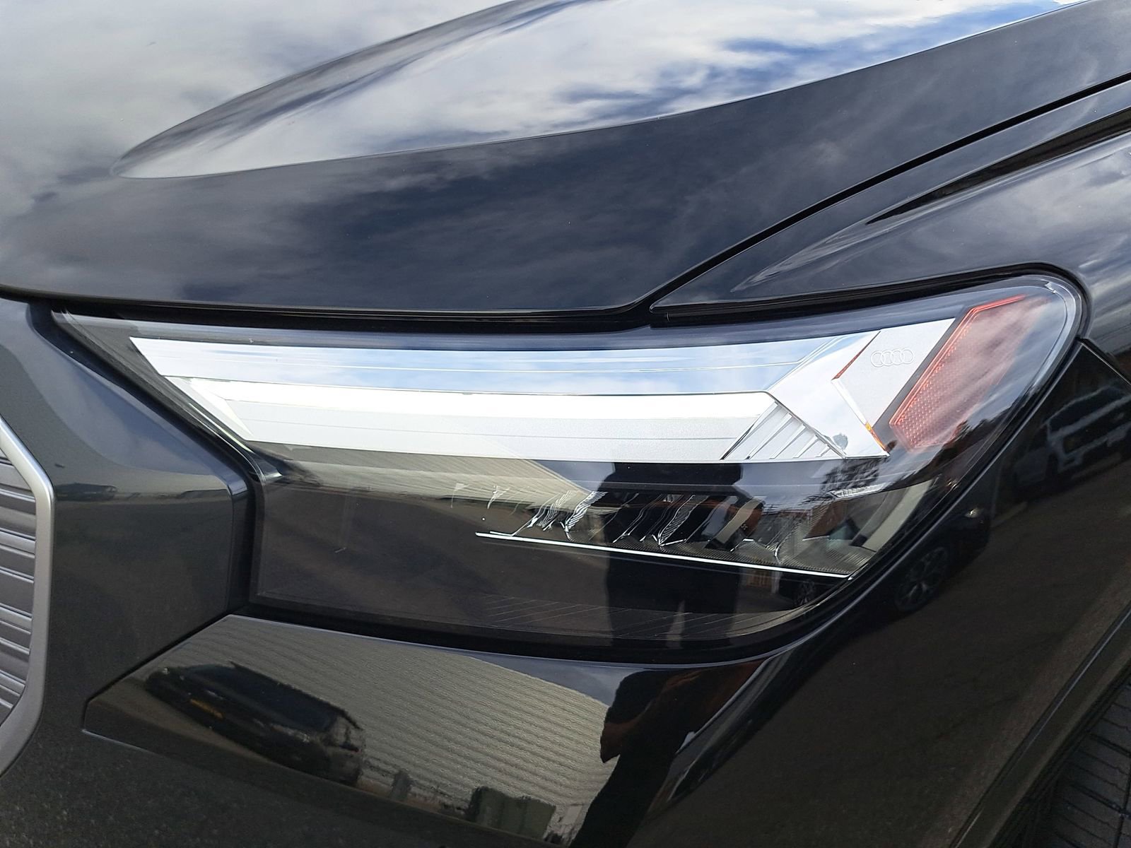 Certified 2023 Audi Q4 e-tron Premium Plus w/ Premium Plus image 35