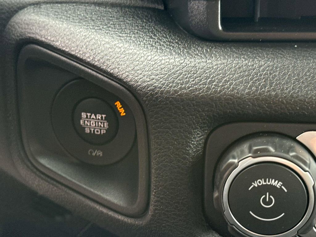 New 2026 Jeep Gladiator Sport AWD/4WD image 28